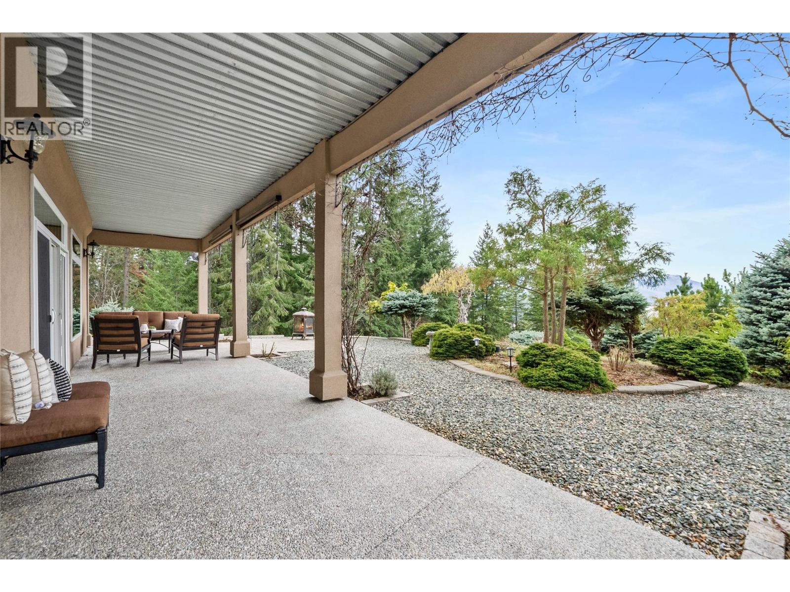 3676 Mcbride Road, Blind Bay, BC - Outdoor