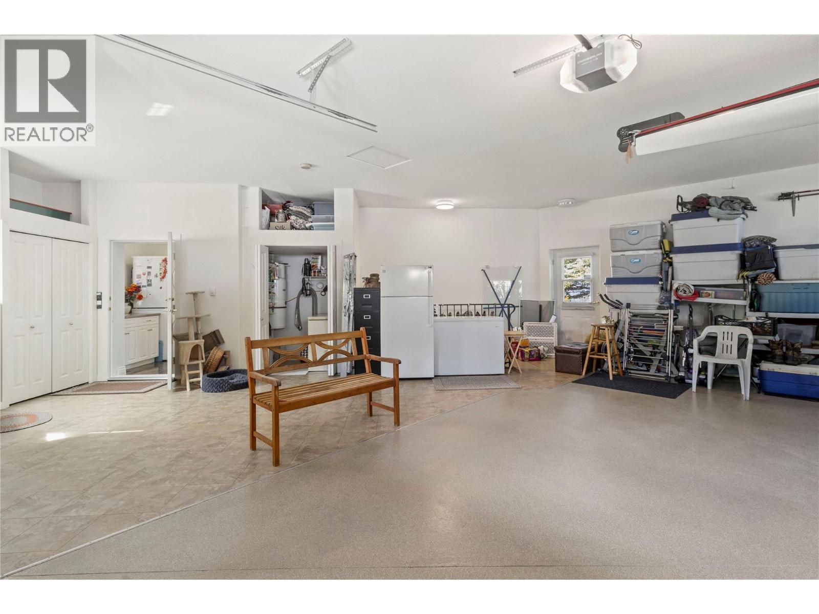 3676 Mcbride Road, Blind Bay, BC - Indoor Photo Showing Garage
