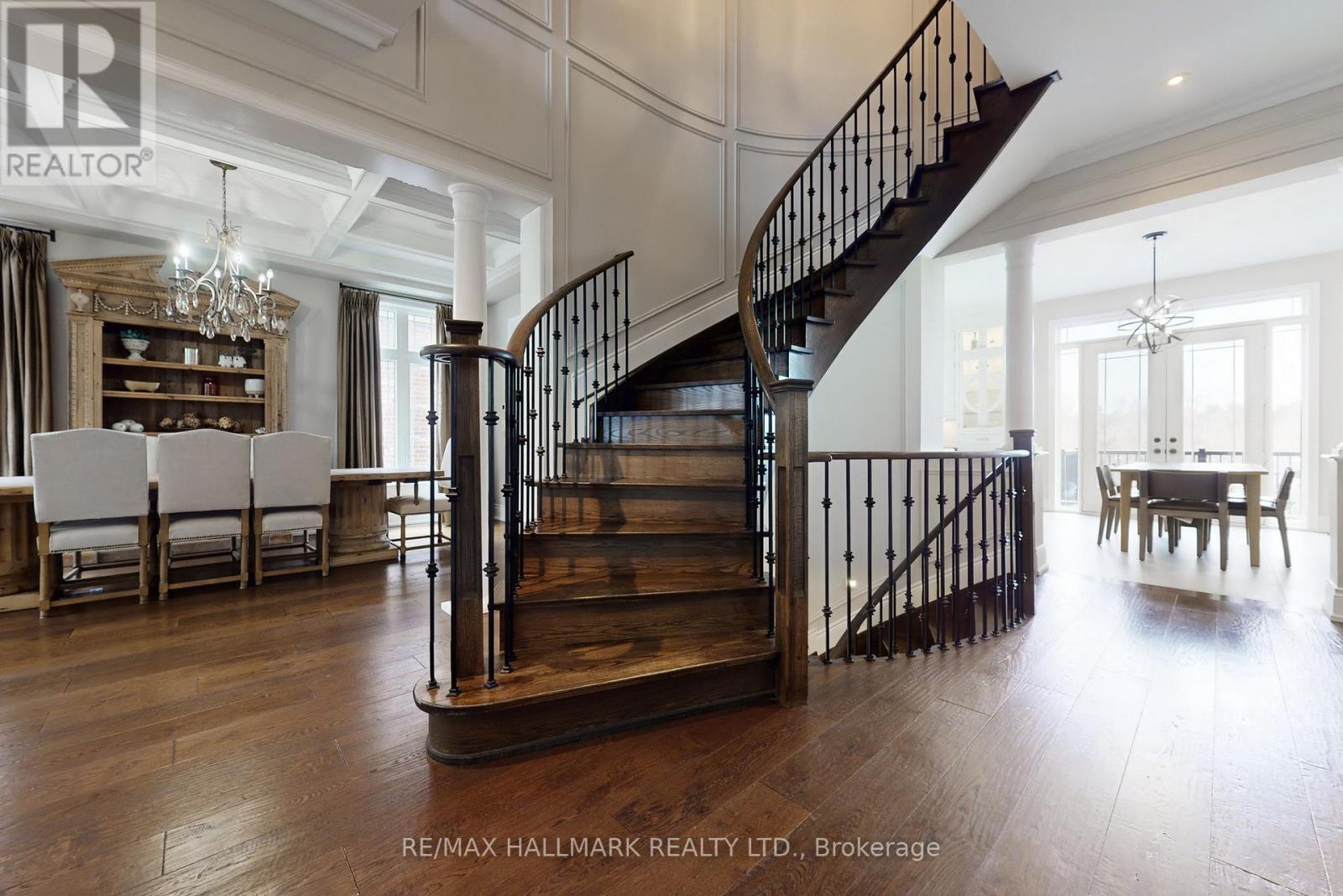 24 Bluff Trail, King, ON - Indoor Photo Showing Other Room