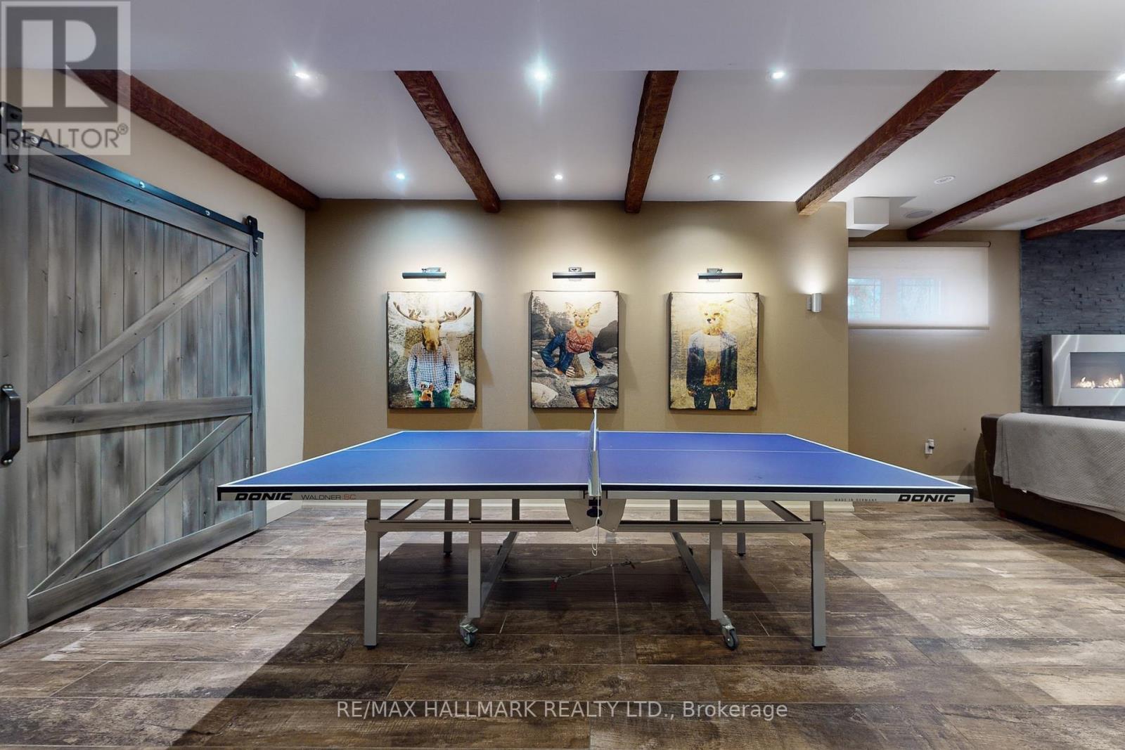 24 Bluff Trail, King, ON - Indoor Photo Showing Other Room