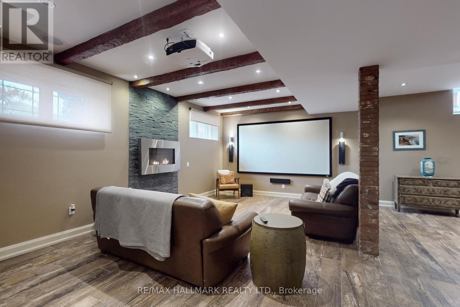 24 Bluff Trail, King, ON - Indoor