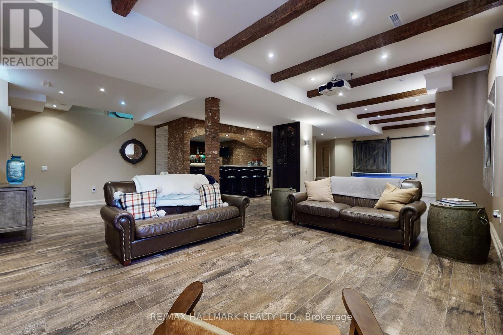 24 Bluff Trail, King, ON - Indoor