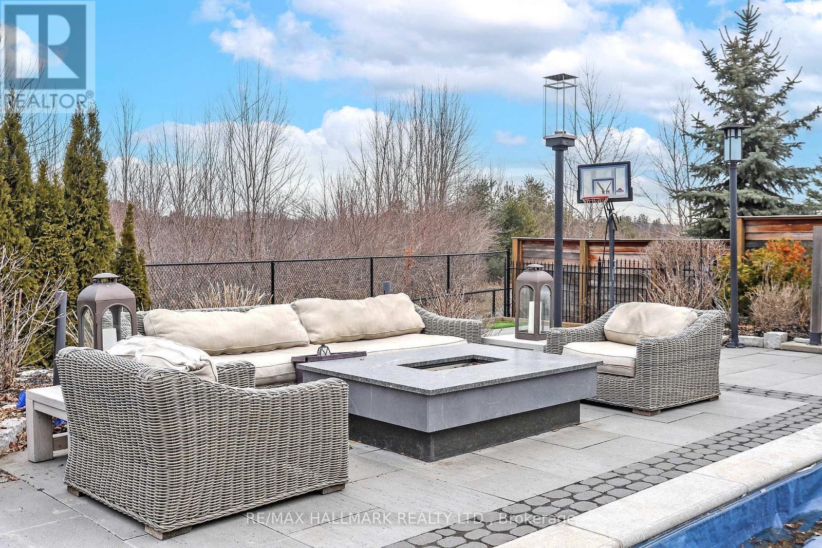 24 Bluff Trail, King, ON - Outdoor With Deck Patio Veranda