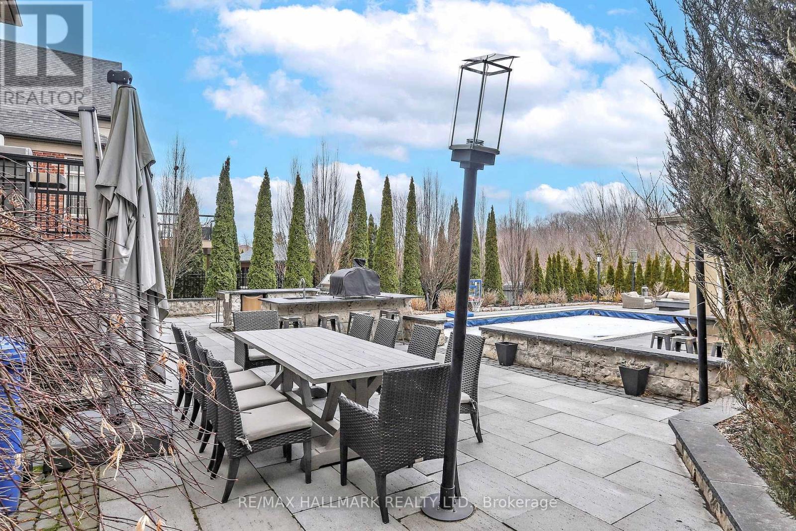 24 Bluff Trail, King, ON - Outdoor With Deck Patio Veranda