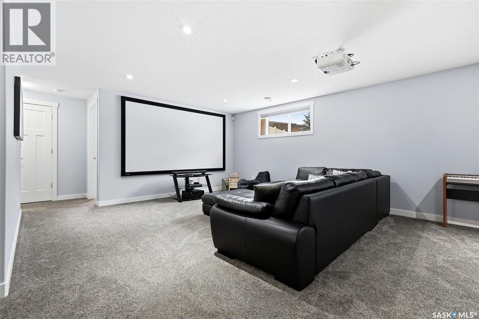 3921 Red Lily Bay, Regina, SK - Indoor Photo Showing Other Room