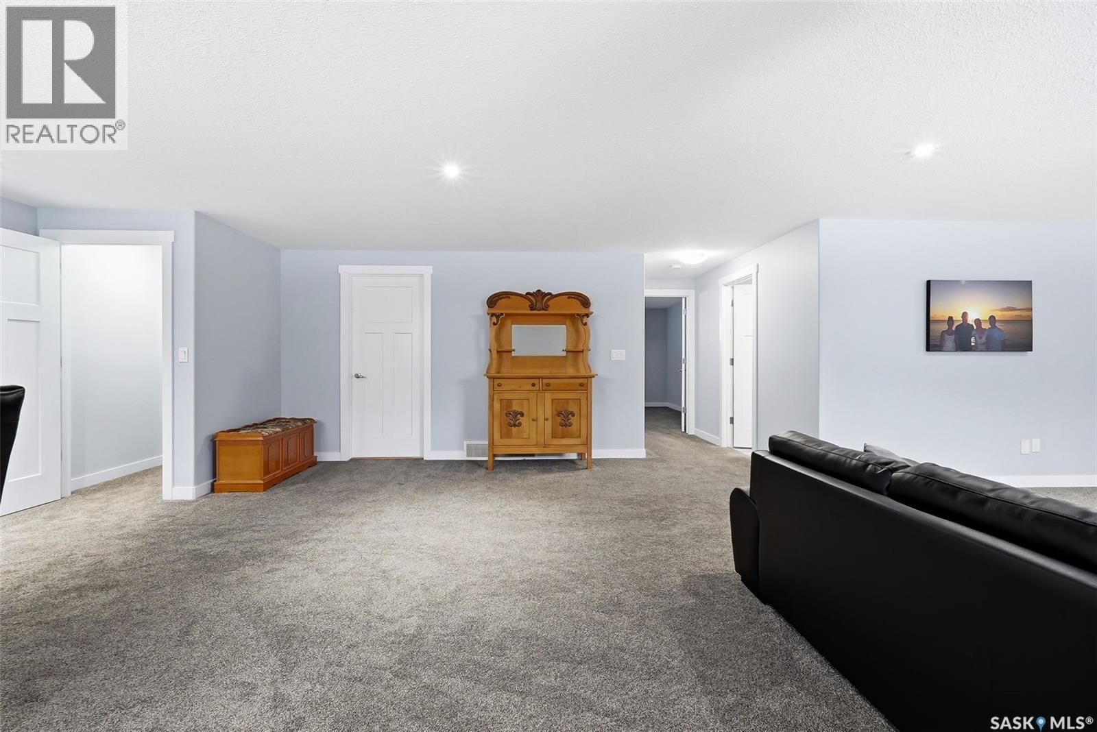 3921 Red Lily Bay, Regina, SK - Indoor