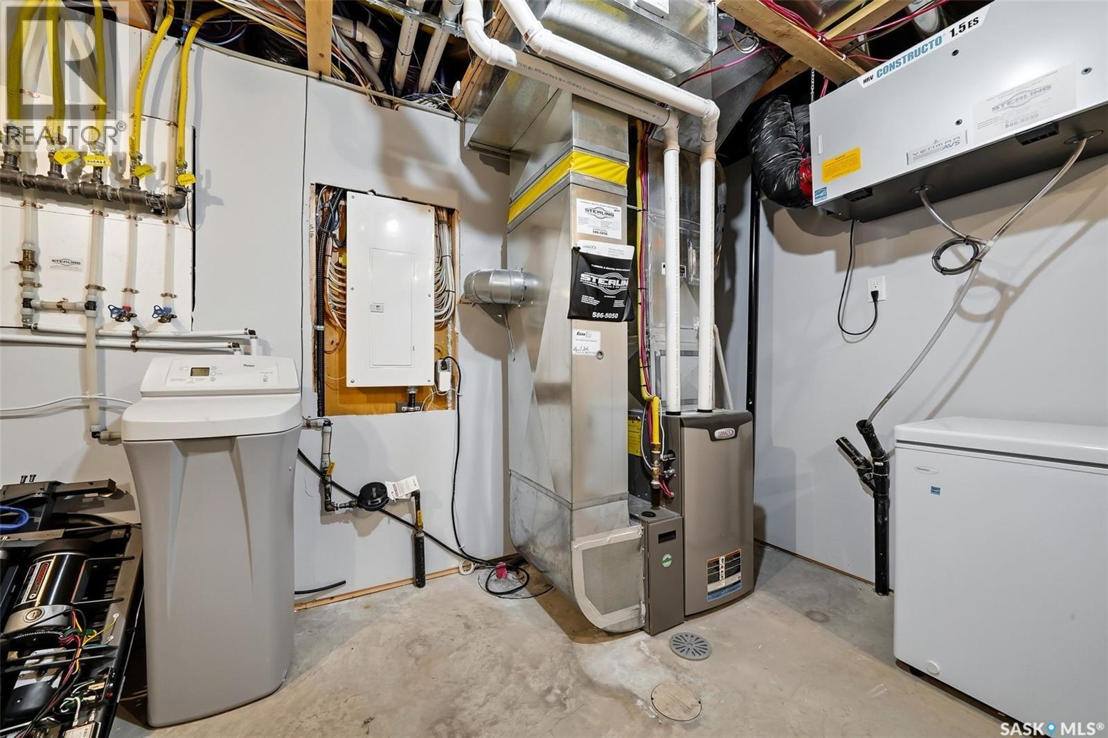 3921 Red Lily Bay, Regina, SK - Indoor