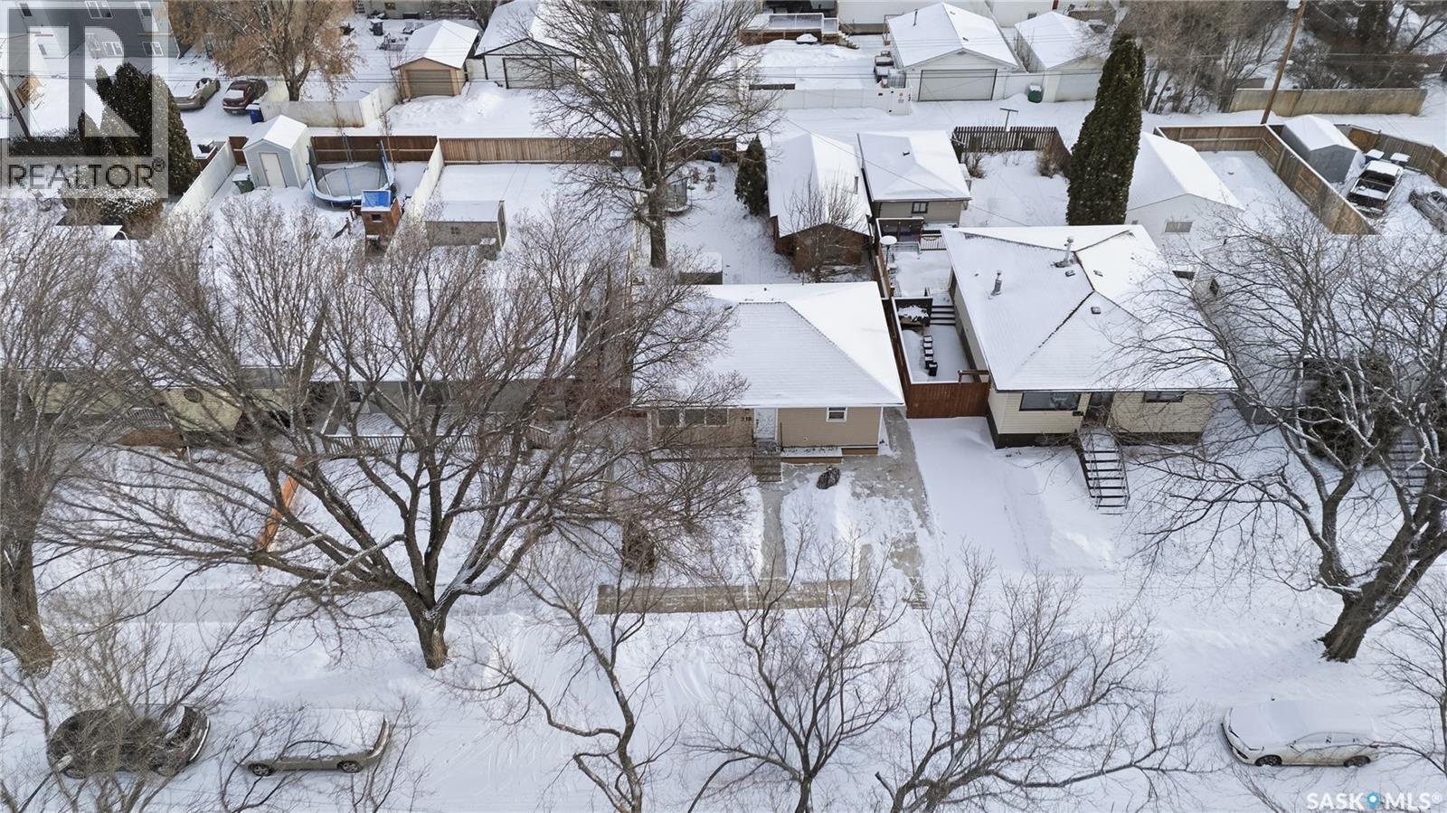 218 Ash Street E, Saskatoon, SK - Outdoor