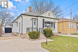 27 LORNE STREET St. Catharines (E. Chester), ON L2P 3C6