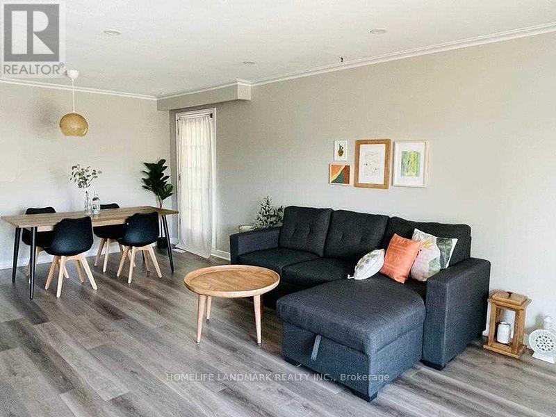9 Terra Cotta Crescent E, Brampton, ON - Indoor Photo Showing Living Room