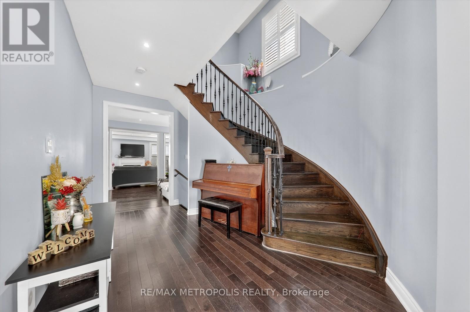 105 Stockell Crescent, Ajax, ON - Indoor Photo Showing Other Room