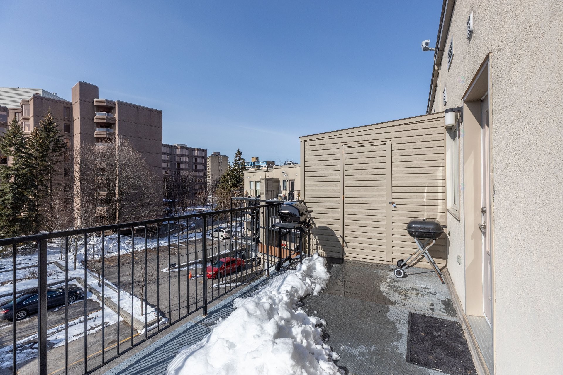 Balcony - 8-5498 Rue Robert-Burns, Montréal (Côte-Des-Neiges/Notre-Dame-De-Grâce), QC - Outdoor