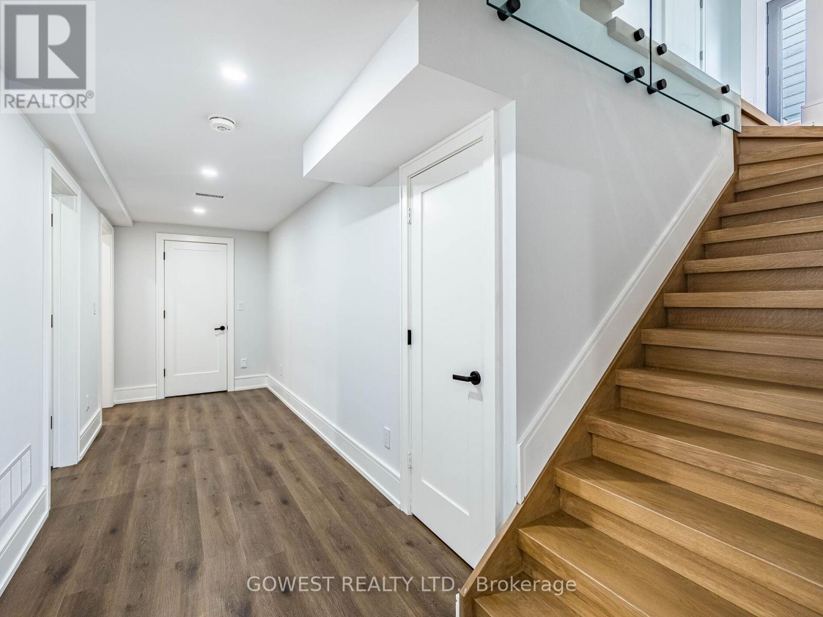 402 Niar Avenue, Mississauga, ON - Indoor Photo Showing Other Room