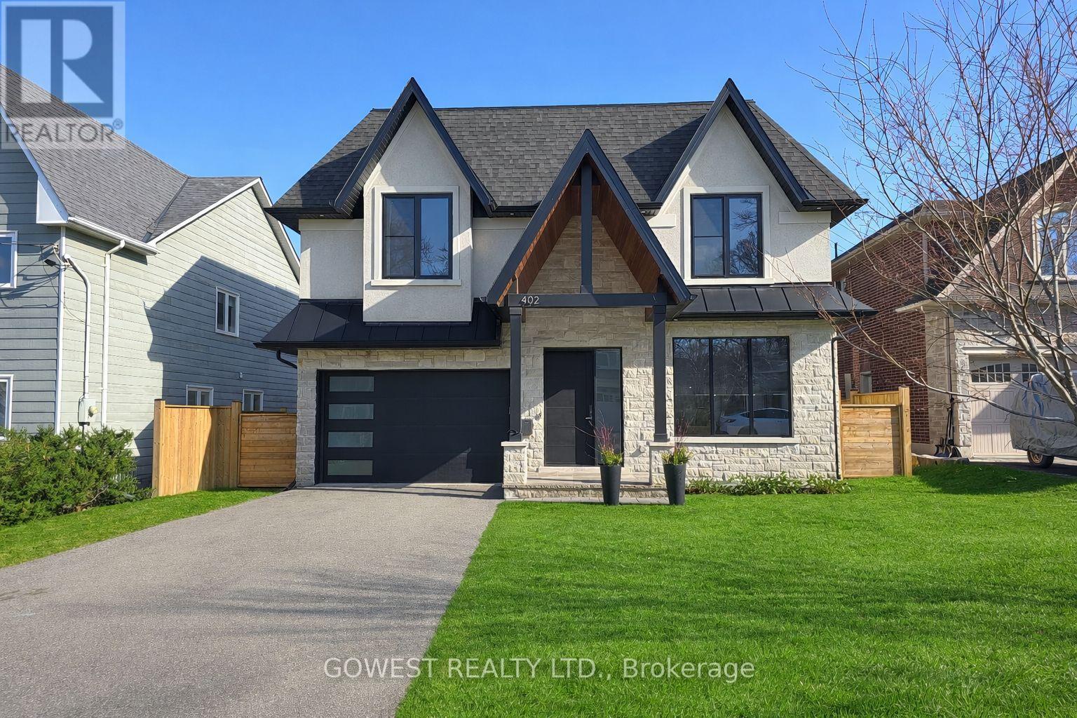 402 Niar Avenue, Mississauga, ON - Outdoor With Facade