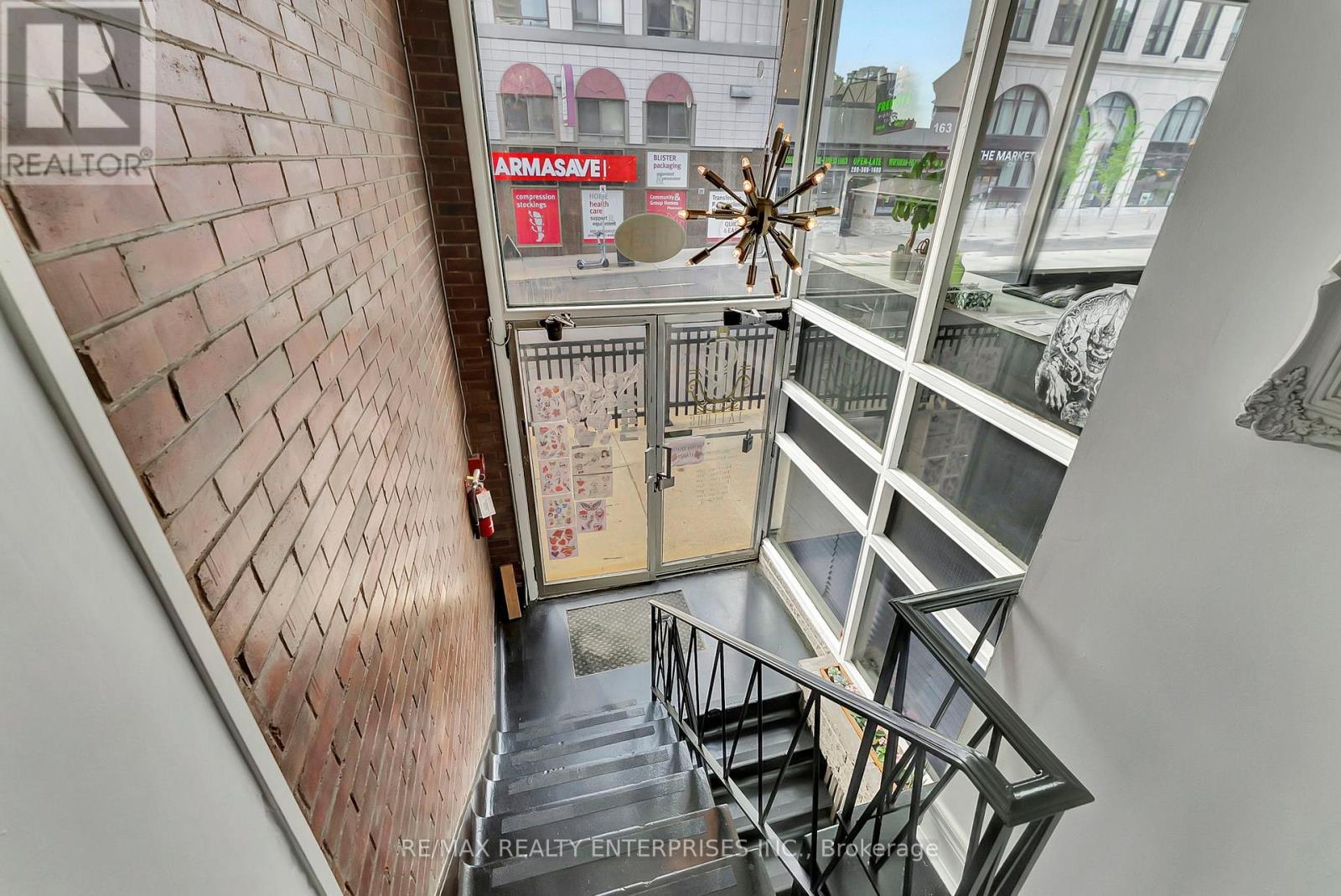 156 James Street S, Hamilton, ON