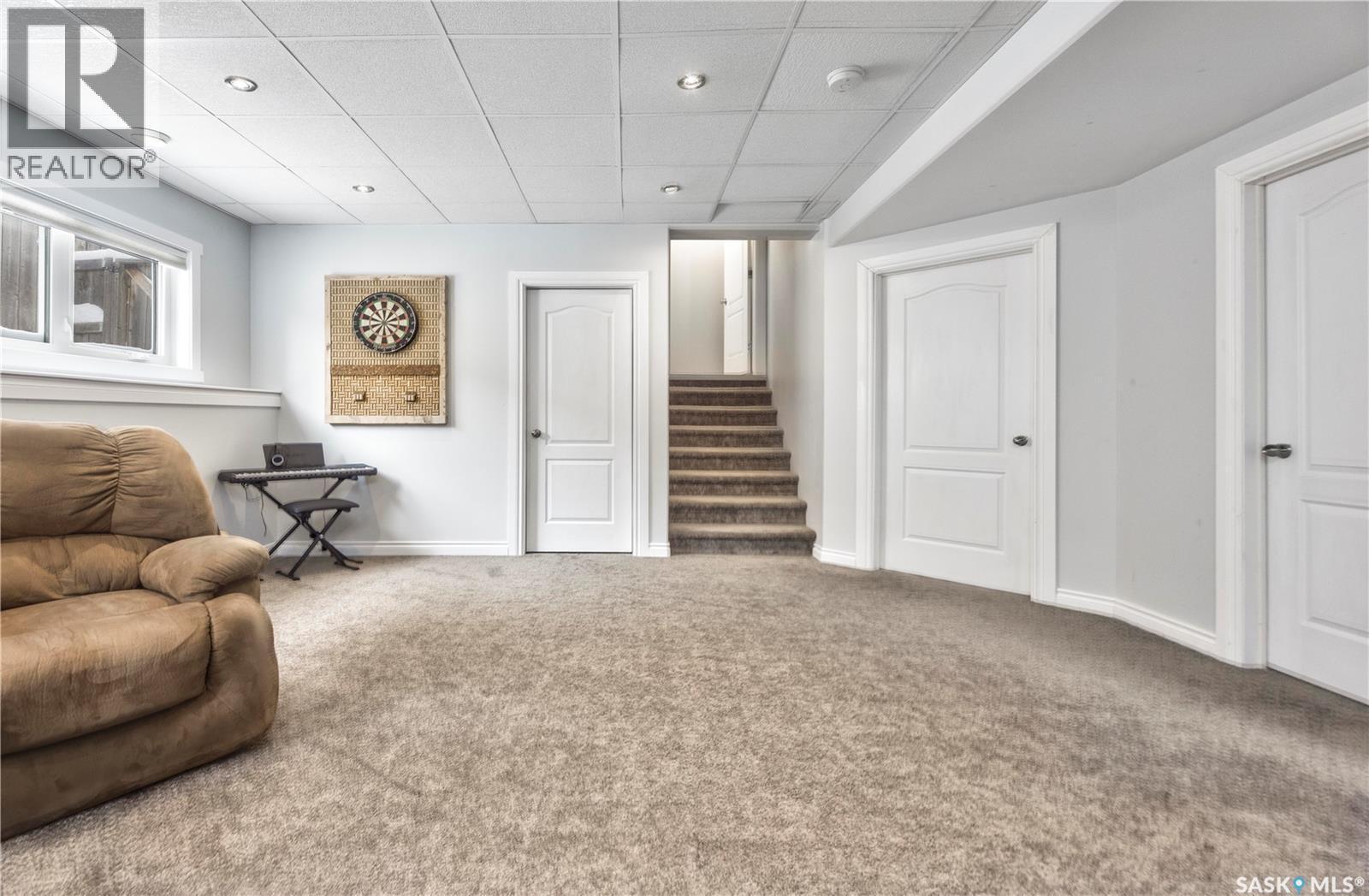 4 Guy Drive, Prince Albert, SK - Indoor