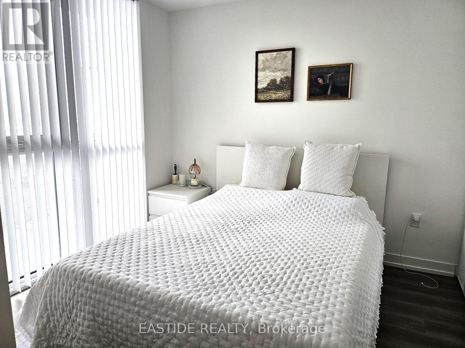 1506 - 28 Interchange Way, Vaughan, ON - Indoor Photo Showing Bedroom