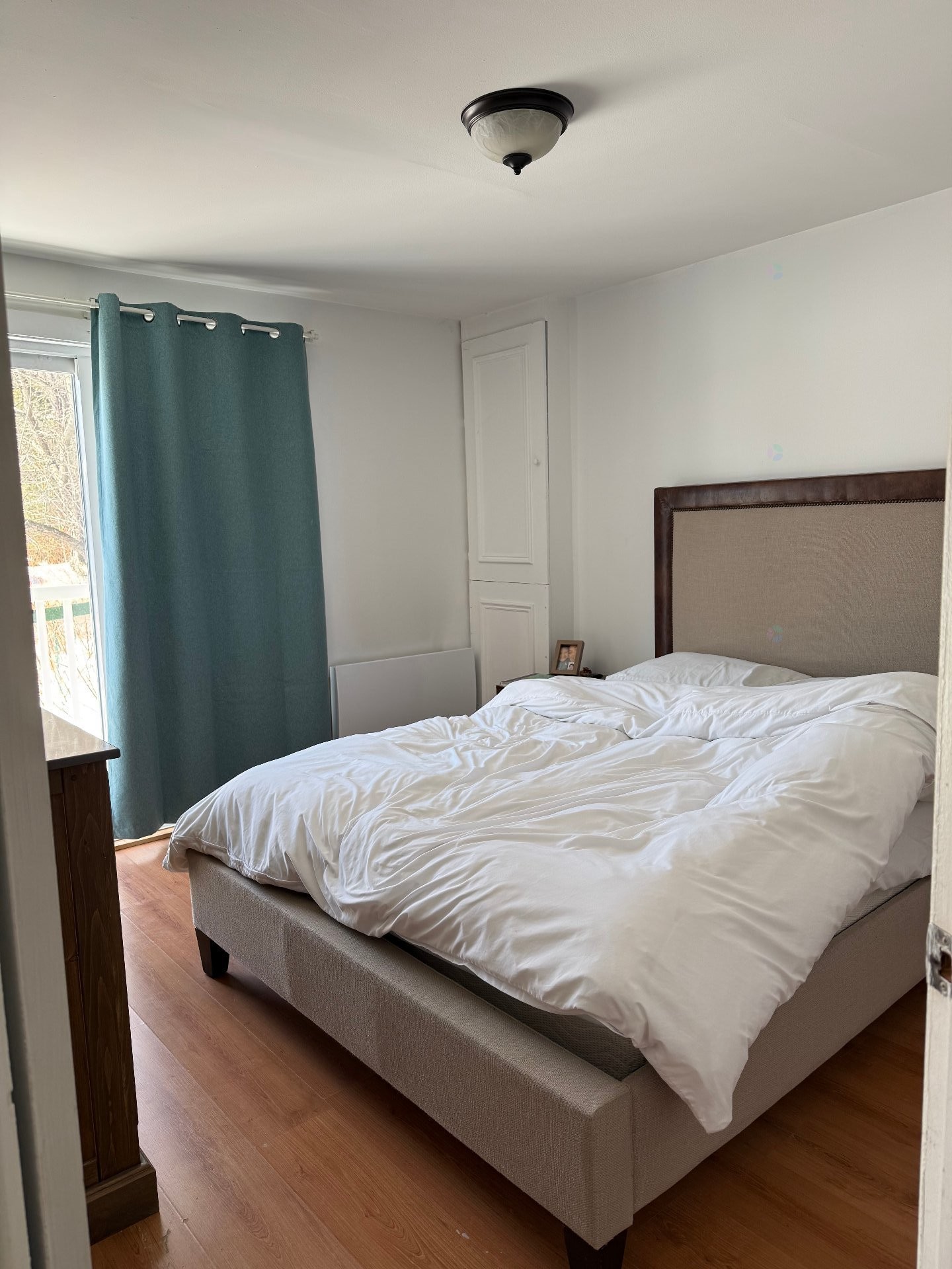 Chambre à coucher principale - 222 Ch. Masson, Sainte-Marguerite-Du-Lac-Masson, QC - Indoor Photo Showing Bedroom
