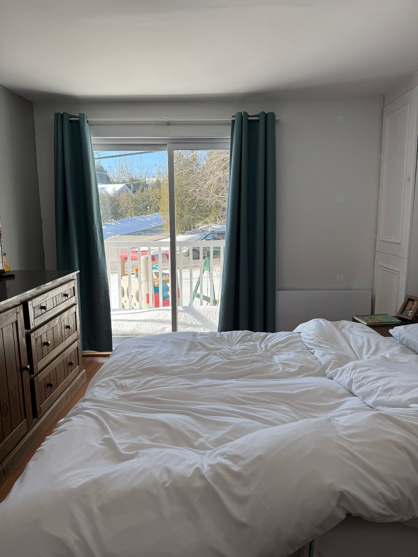Chambre à coucher principale - 222 Ch. Masson, Sainte-Marguerite-Du-Lac-Masson, QC - Indoor Photo Showing Bedroom