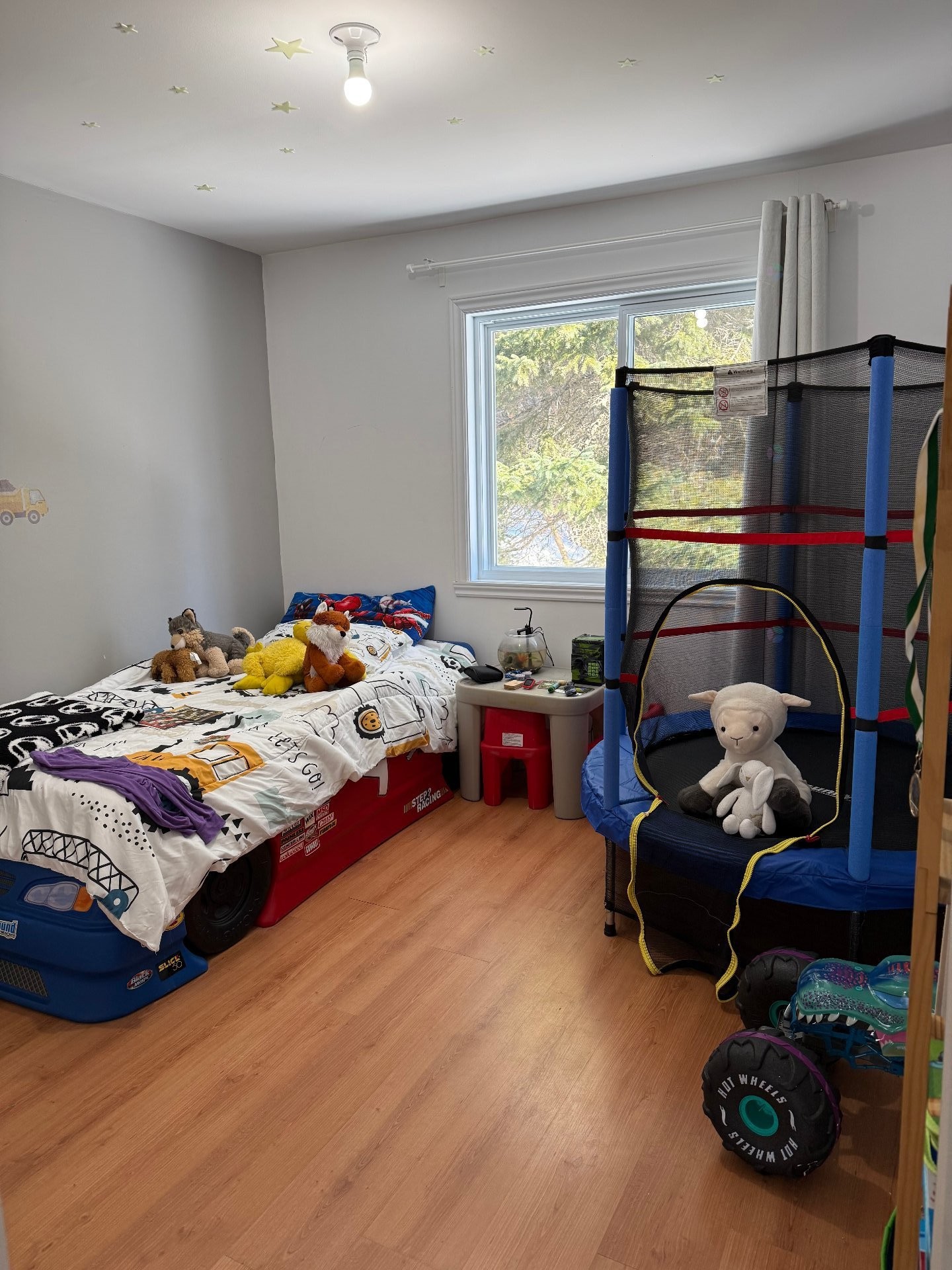 Chambre à coucher - 222 Ch. Masson, Sainte-Marguerite-Du-Lac-Masson, QC - Indoor Photo Showing Bedroom