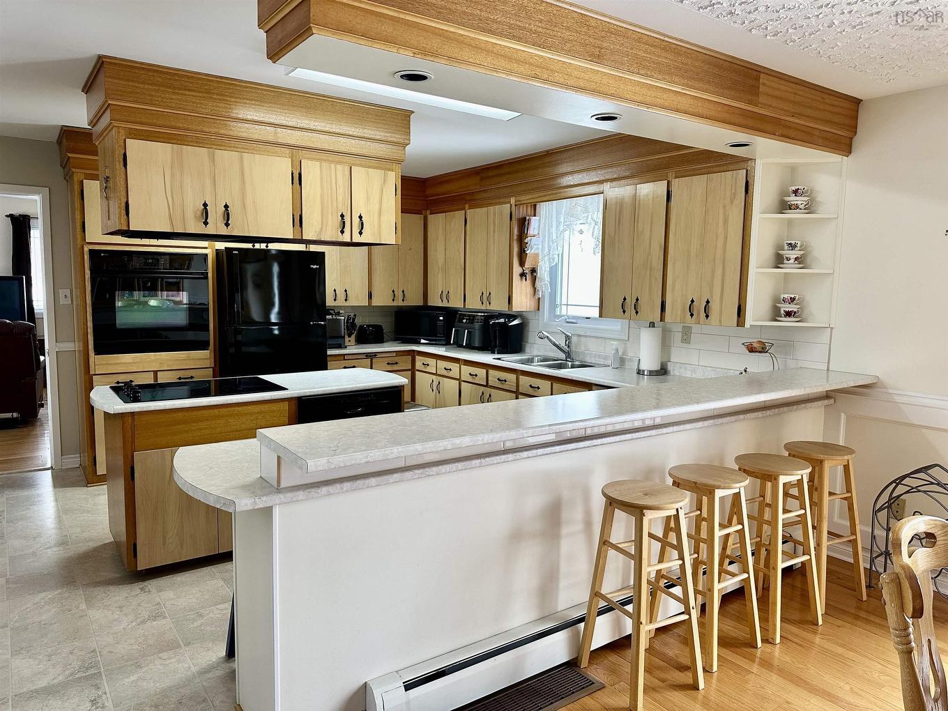 18 Sydney Road Road, Port Hawkesbury, NS