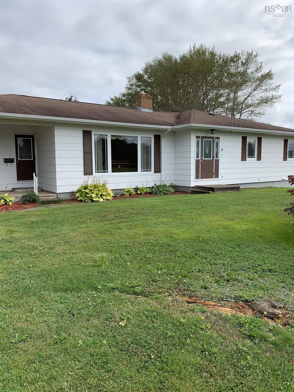 18 Sydney Road Road, Port Hawkesbury, NS