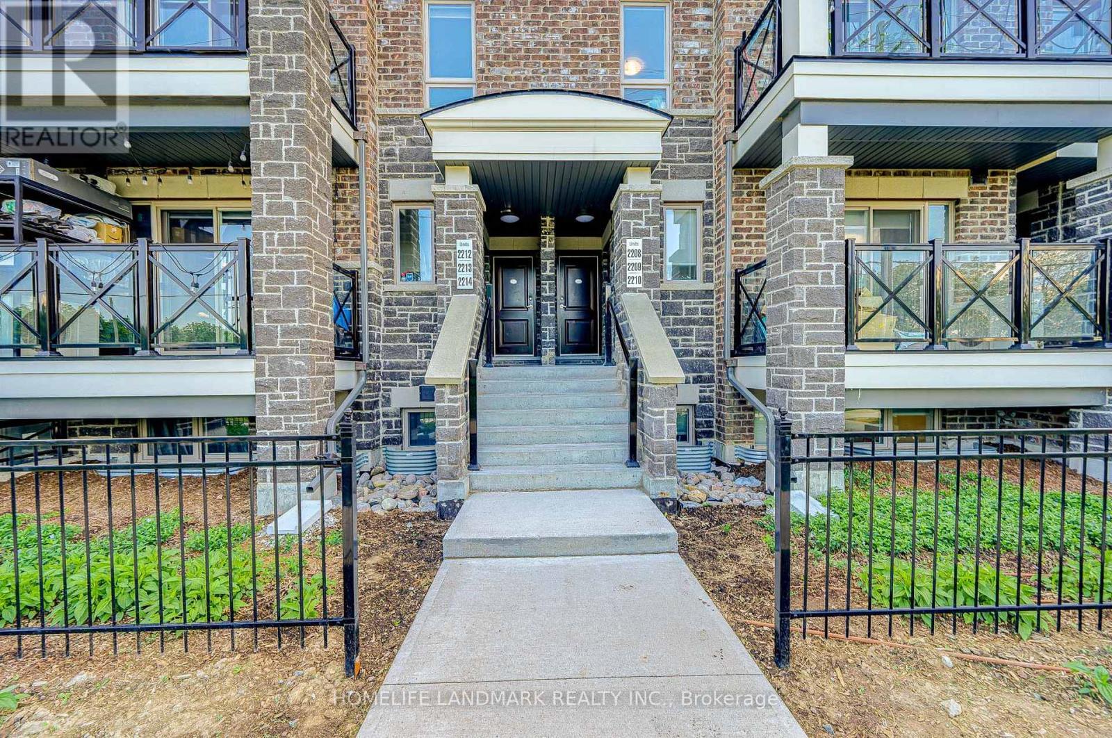 2213 - 10 Westmeath Lane N, Markham, ON - Outdoor With Facade
