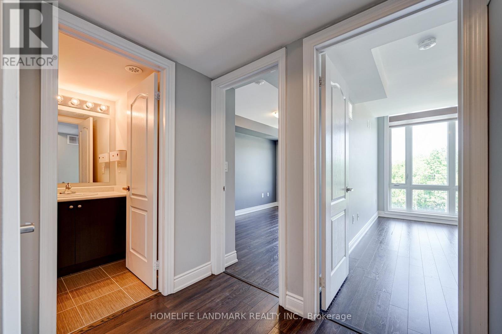 2213 - 10 Westmeath Lane N, Markham, ON - Indoor Photo Showing Other Room