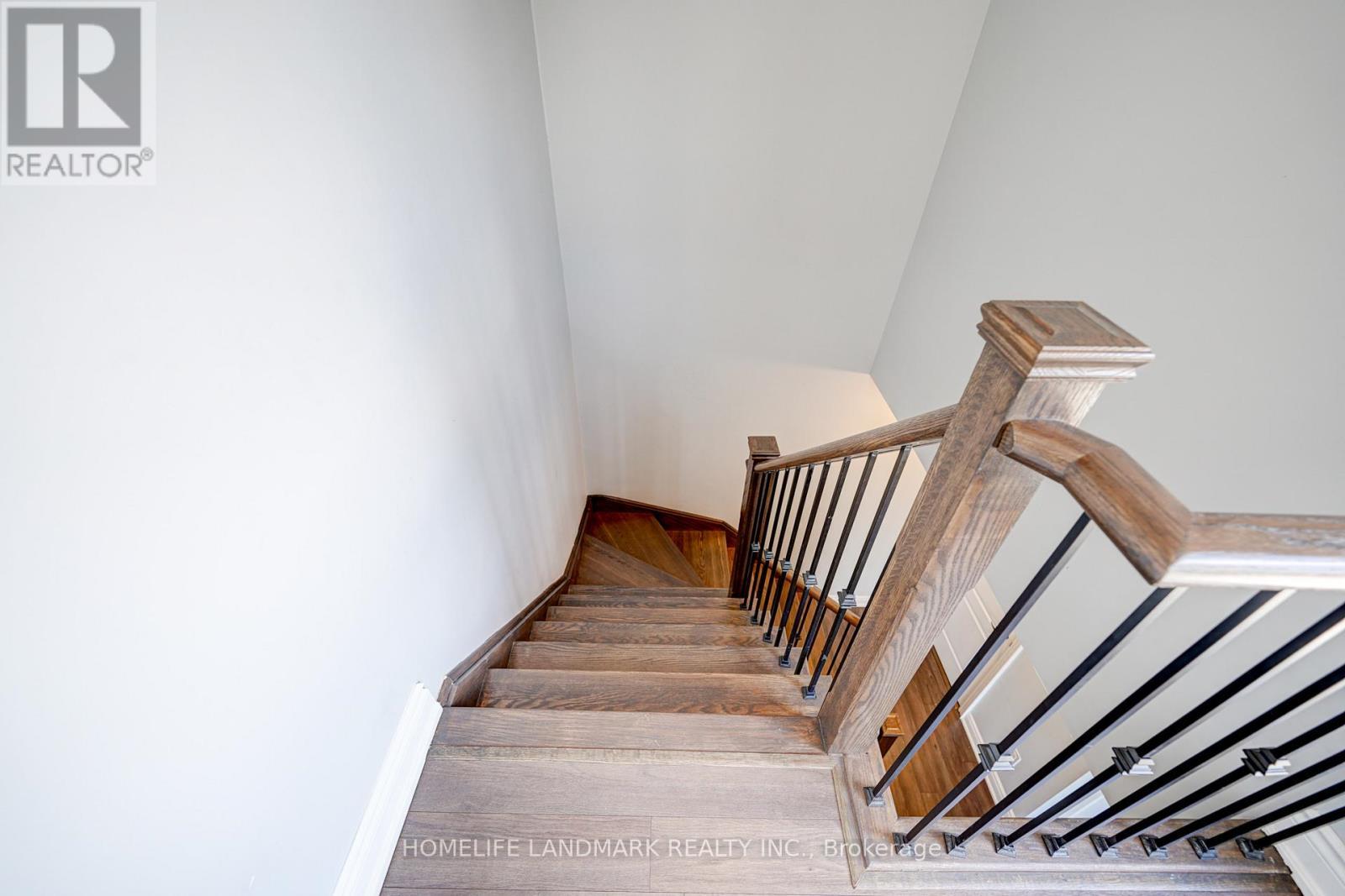 2213 - 10 Westmeath Lane N, Markham, ON - Indoor Photo Showing Other Room