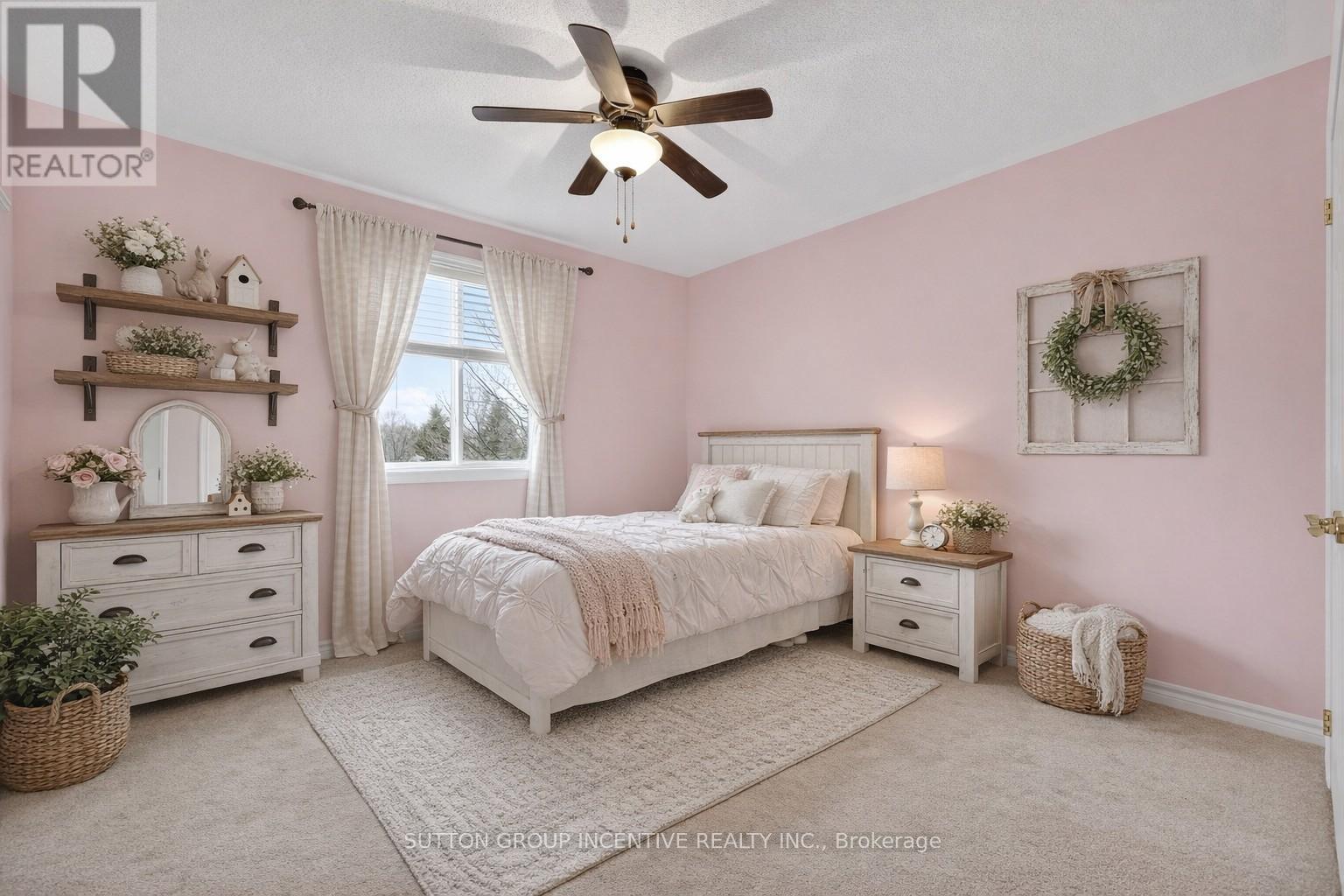 60 O'Neill Circle, Springwater, ON - Indoor Photo Showing Bathroom