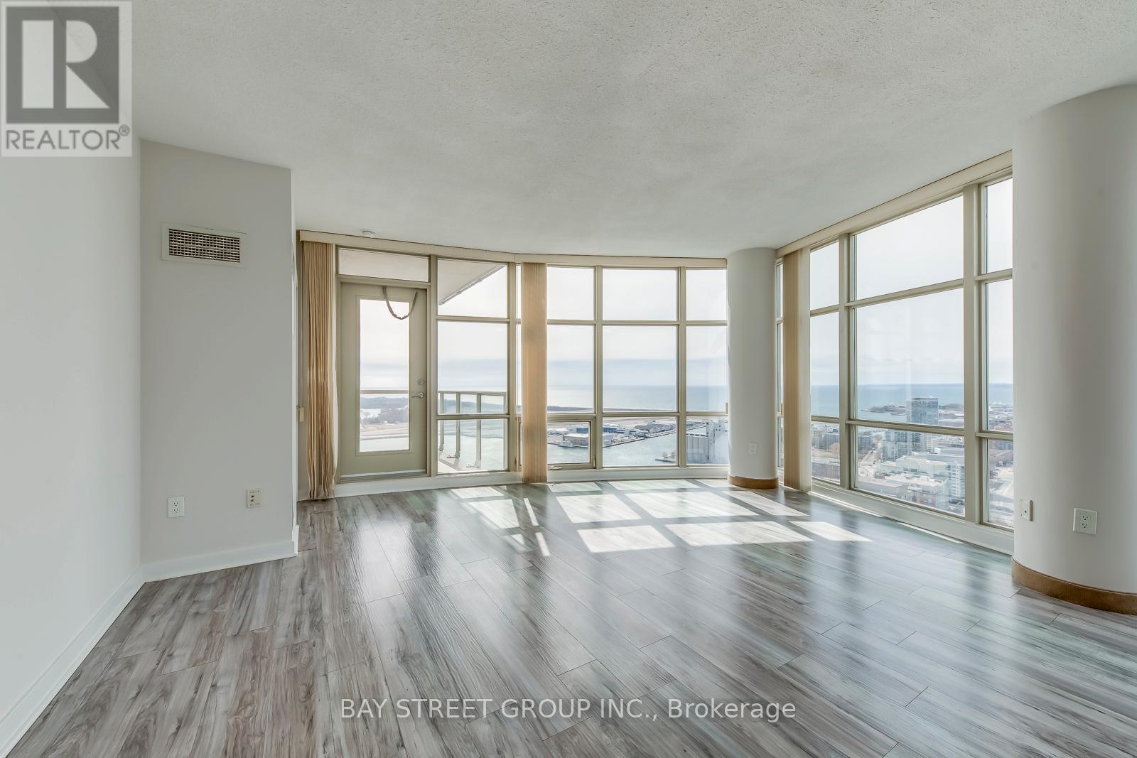 3912 - 35 Mariner Terrace, Toronto, ON - Indoor Photo Showing Other Room
