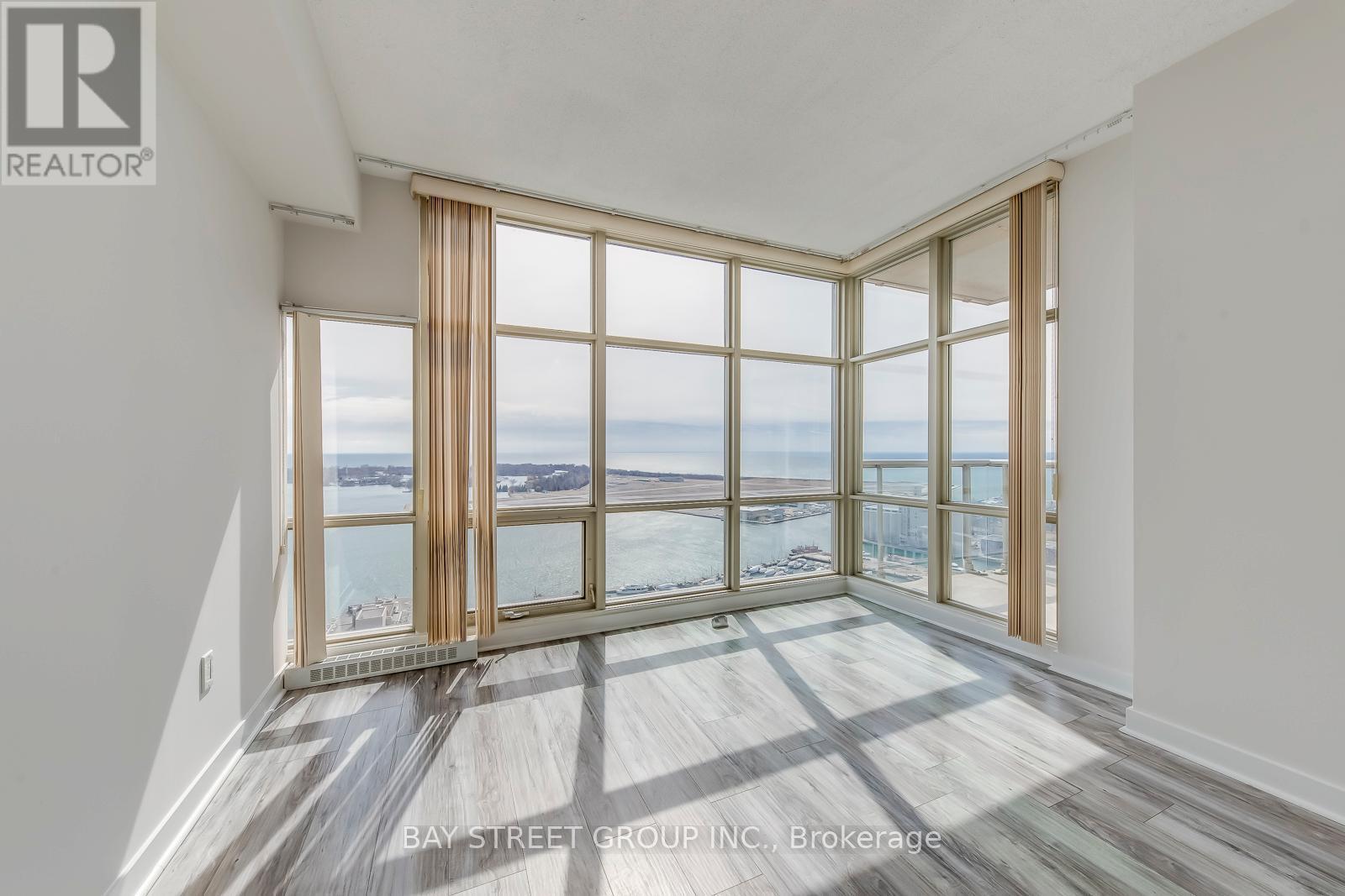 3912 - 35 Mariner Terrace, Toronto, ON - Indoor Photo Showing Other Room