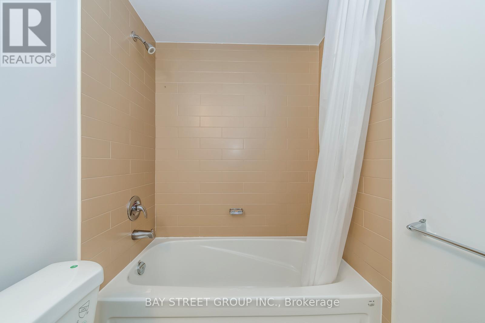 3912 - 35 Mariner Terrace, Toronto, ON - Indoor Photo Showing Bathroom