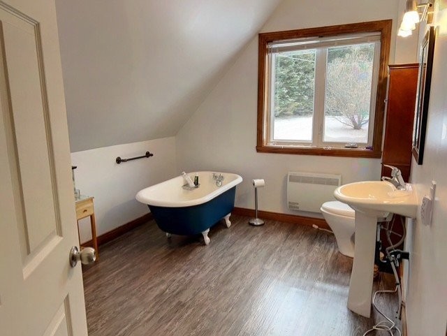 Bathroom - 4 Ch. Glenn, Escuminac, QC - Indoor Photo Showing Bathroom