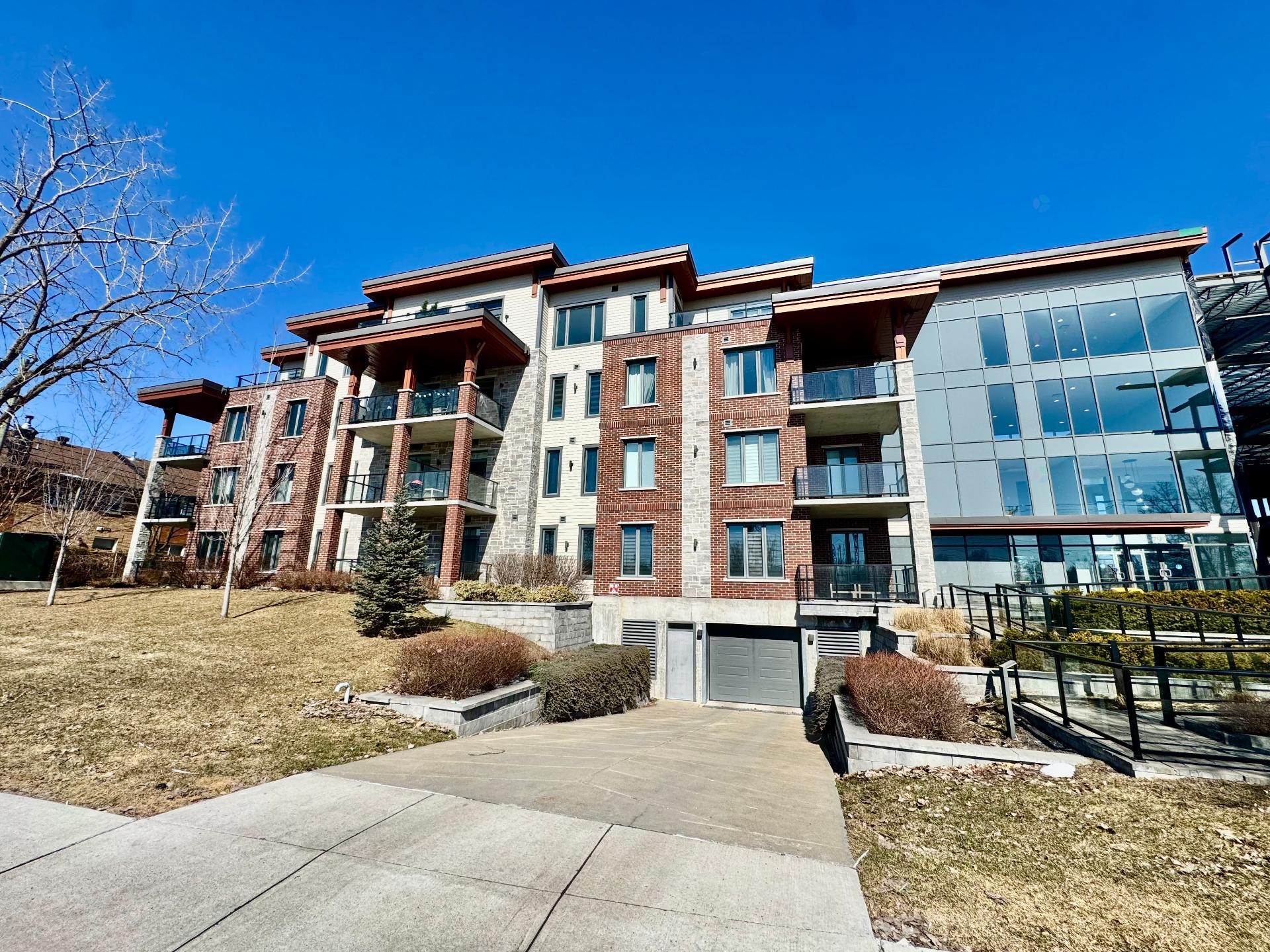 Front of Structure - 101-79 Av. Elm, Beaconsfield, QC - Outdoor With Facade