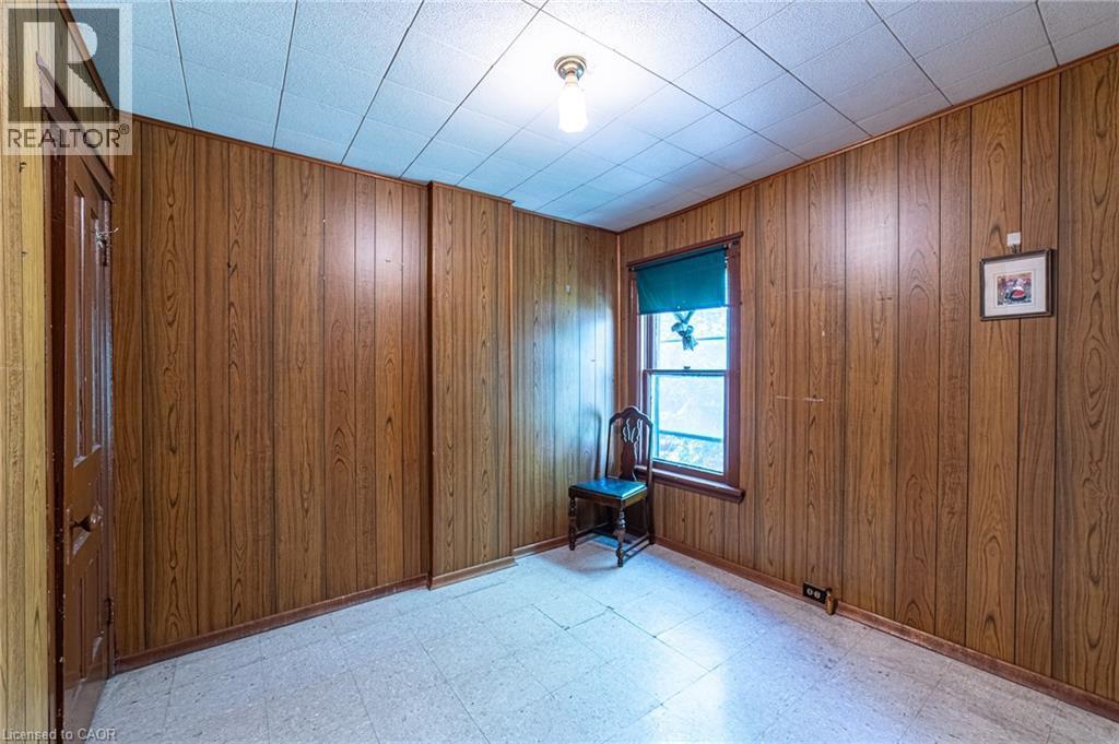 35 Sherman Avenue N, Hamilton, ON - Indoor Photo Showing Other Room