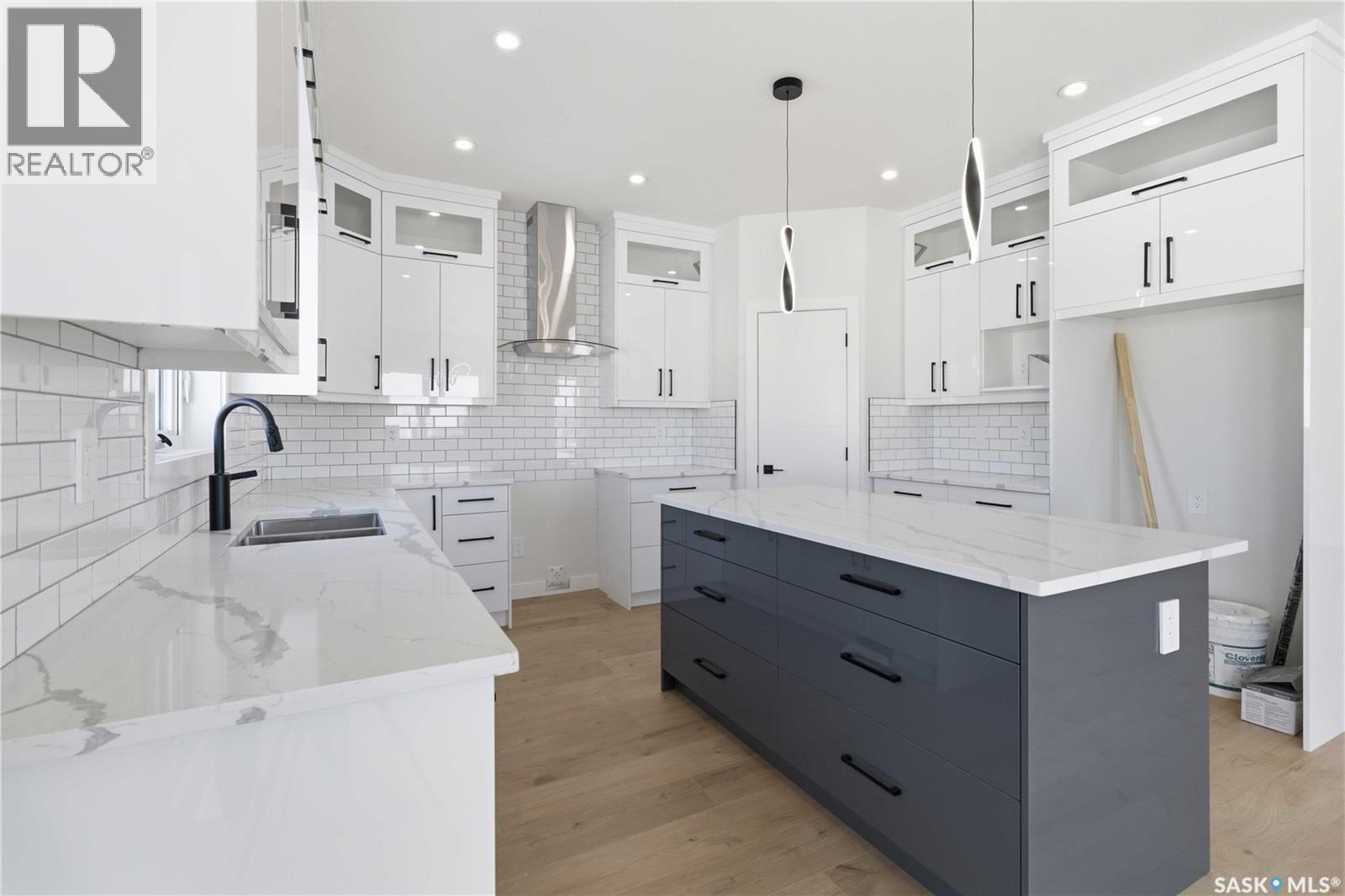 410 Nazarali Manor, Saskatoon, SK