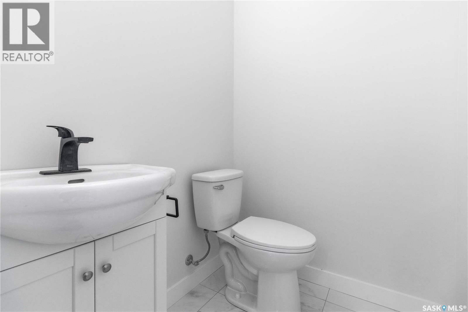 410 Nazarali Manor, Saskatoon, SK