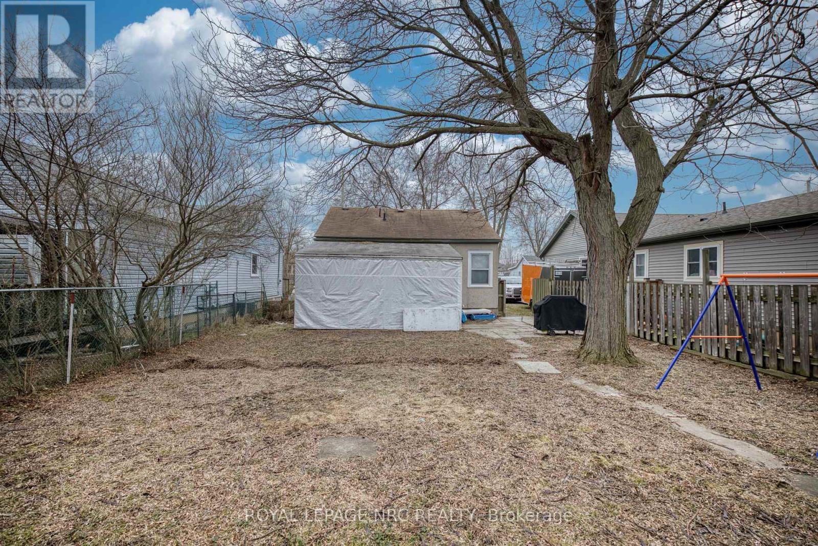 14 Hilda Street, St. Catharines (Western Hill), ON - Outdoor