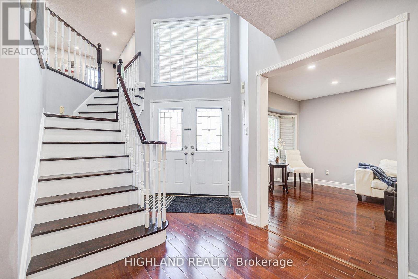 4781 Crystal Rose Drive, Mississauga, ON - Indoor Photo Showing Other Room