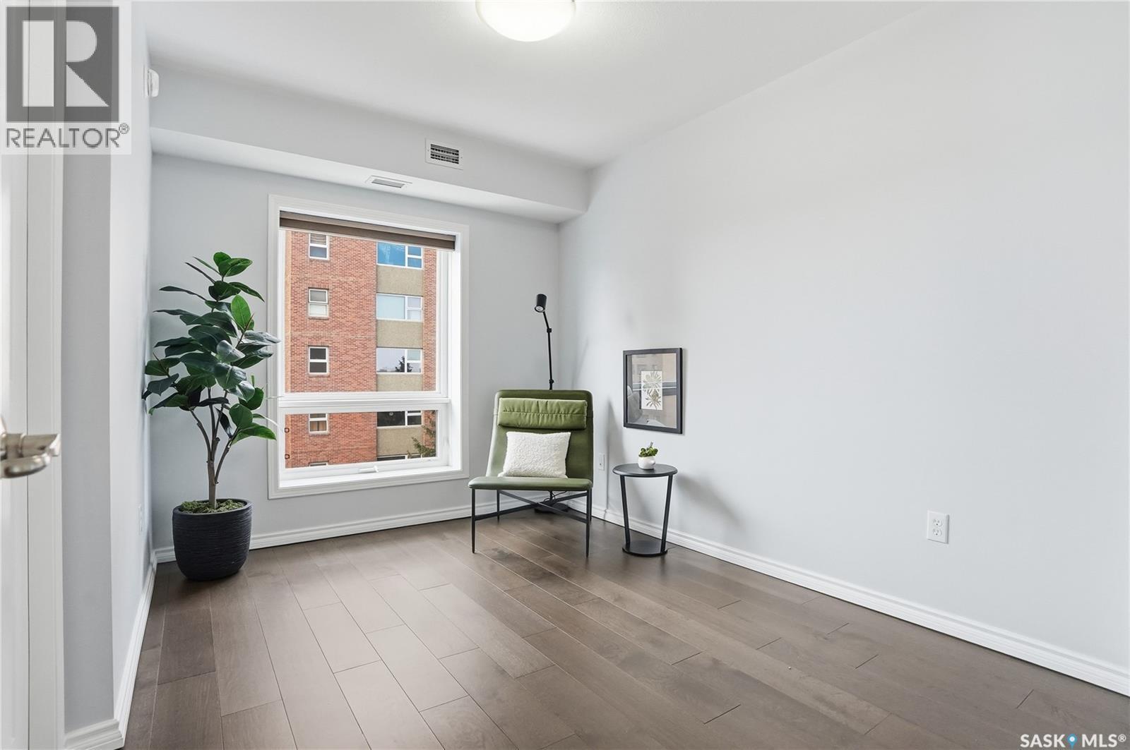 702 902 Spadina Crescent E, Saskatoon, SK - Indoor Photo Showing Other Room