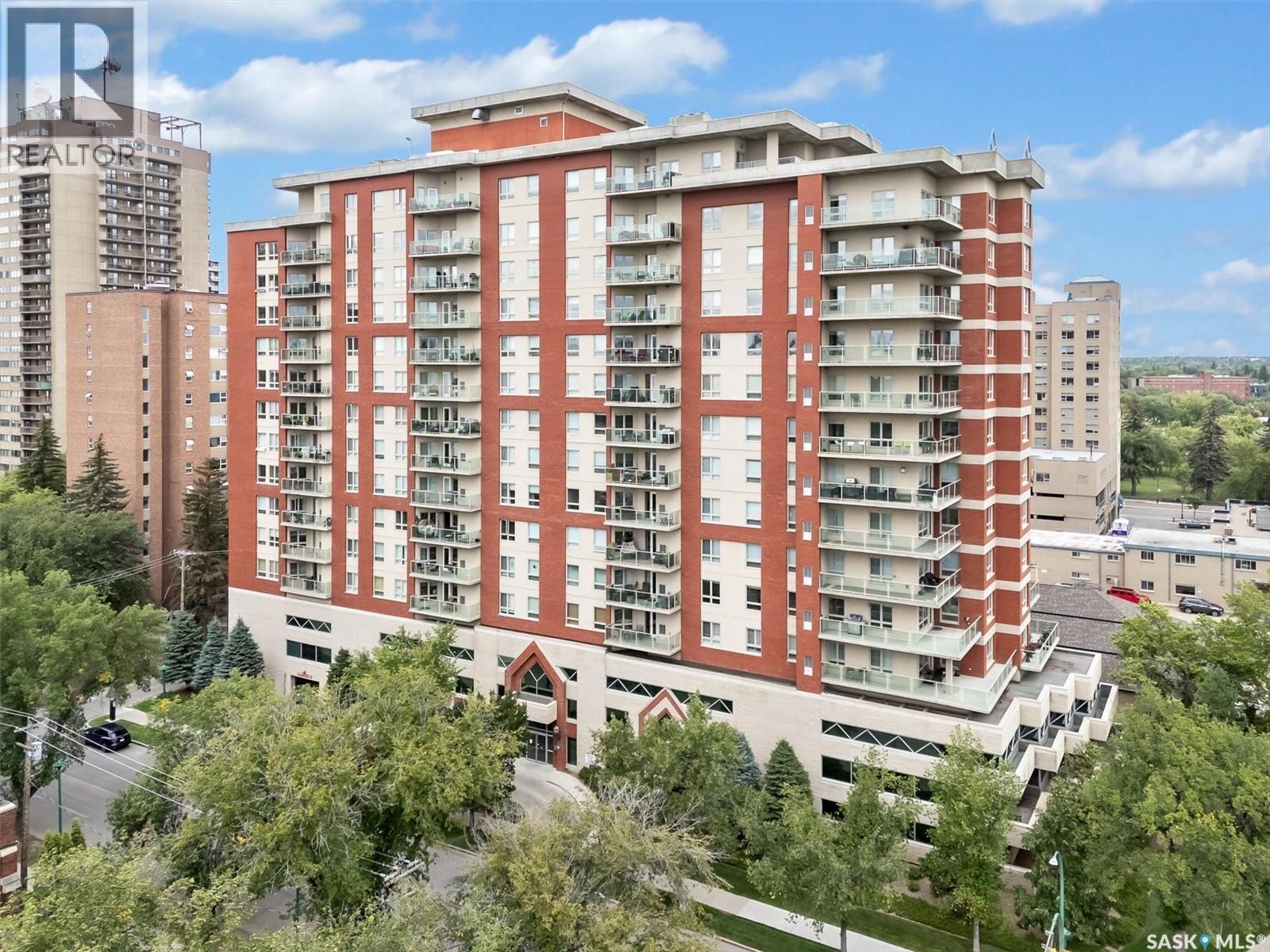 702 902 Spadina Crescent E, Saskatoon, SK - Outdoor With Balcony With Facade
