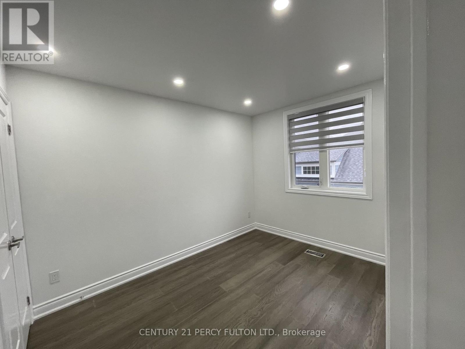 Coach - 530 Country Glen, Markham, ON - Indoor Photo Showing Other Room