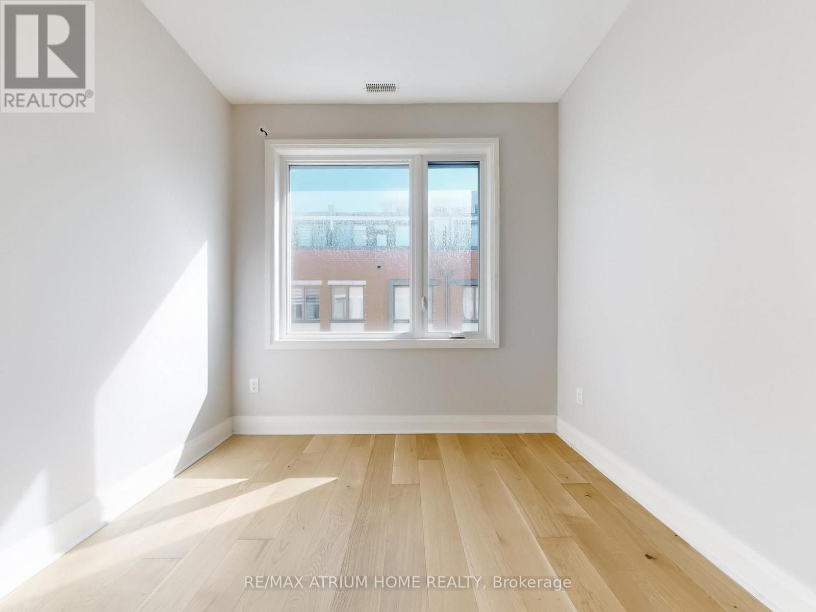 18 Teasel Way, Markham, ON - Indoor Photo Showing Other Room