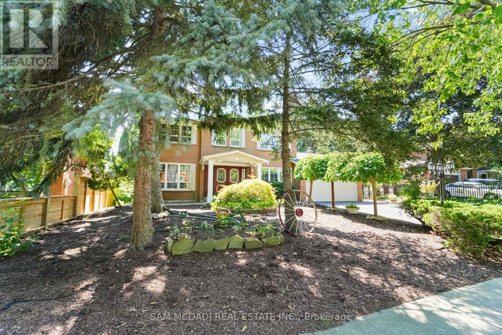 2032 Shannon Drive, Mississauga, ON - Outdoor