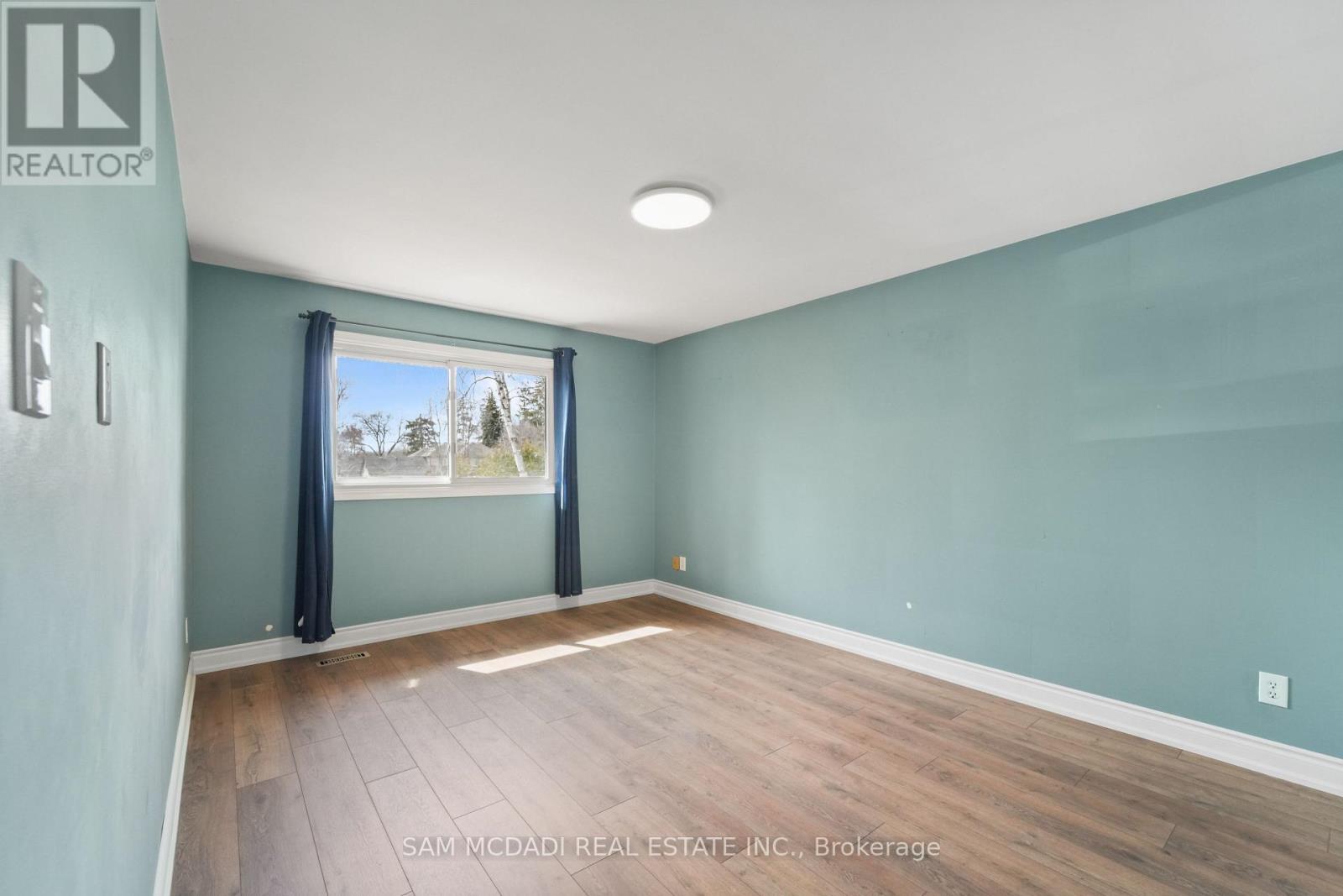 2032 Shannon Drive, Mississauga, ON - Indoor Photo Showing Other Room