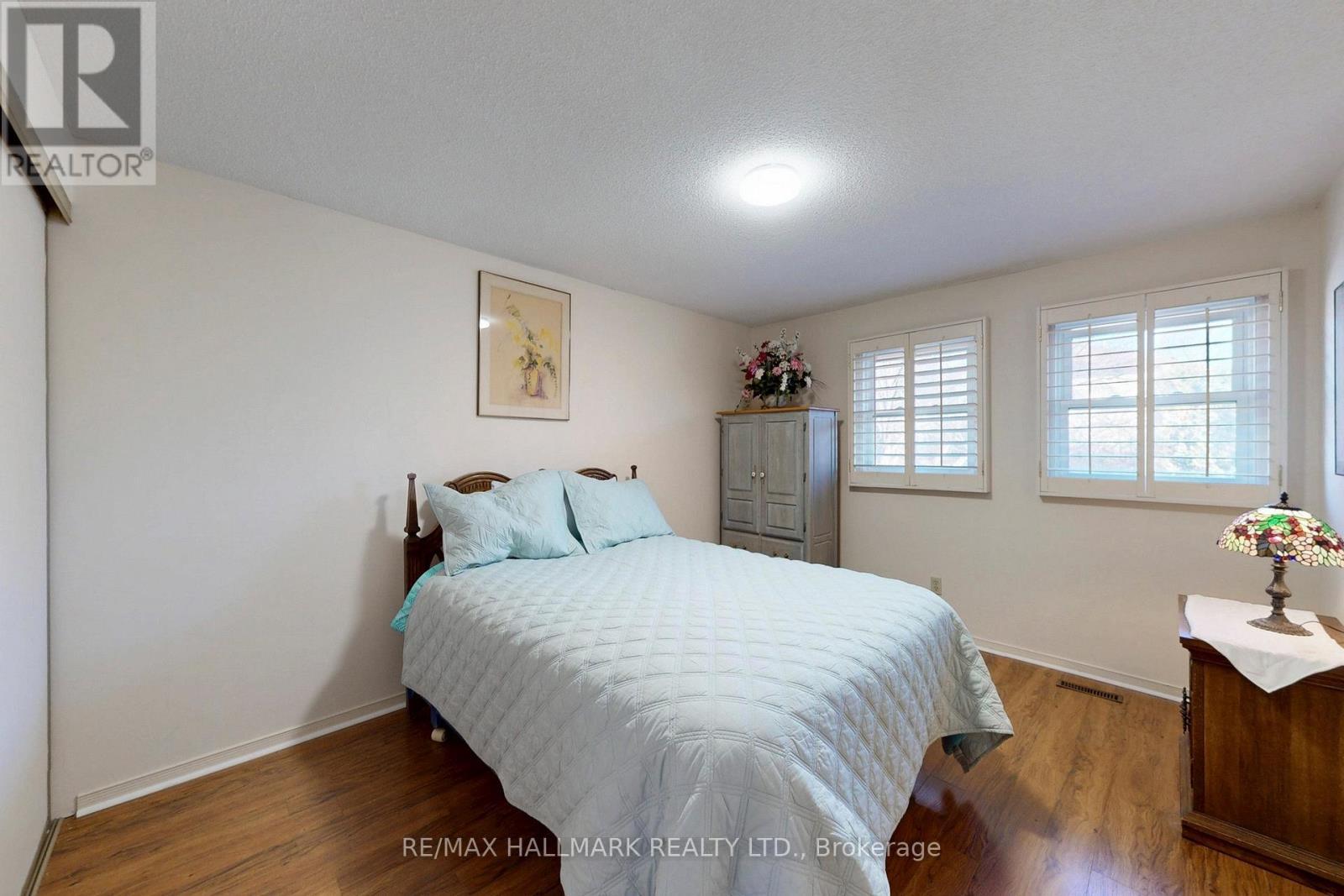 5 Valley Crescent, Aurora, ON - Indoor Photo Showing Bedroom