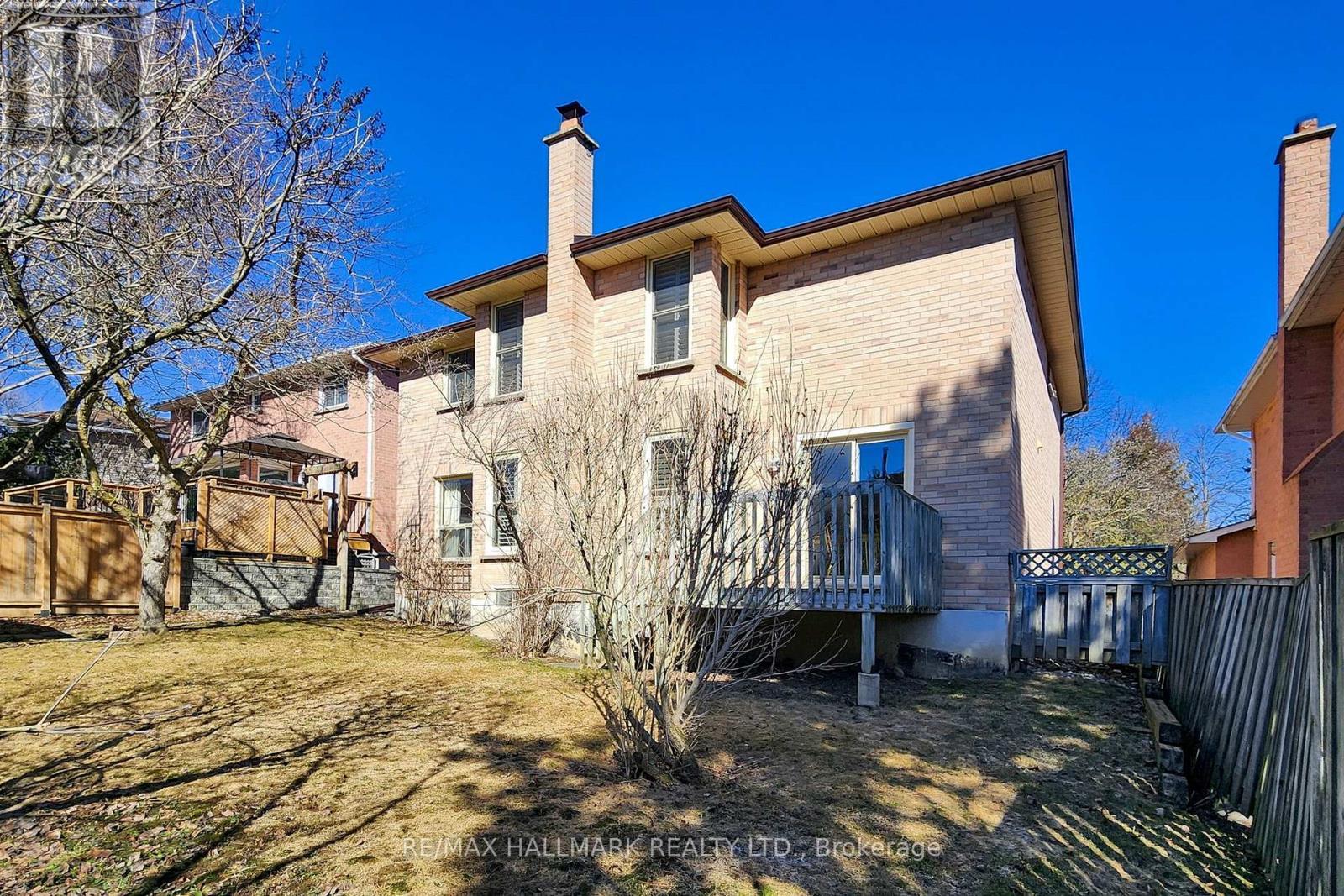 5 Valley Crescent, Aurora, ON - Outdoor