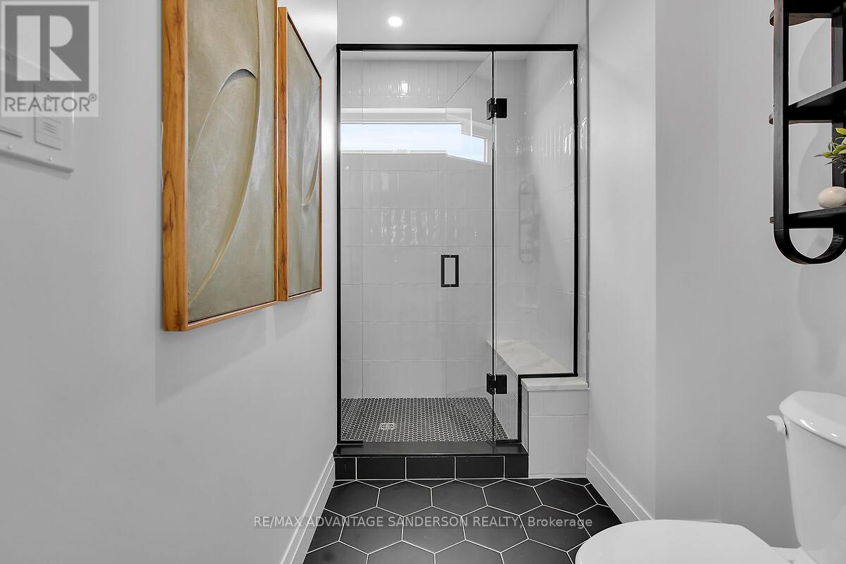 72 Arrowwood Path, Middlesex Centre (Ilderton), ON - Indoor Photo Showing Bathroom