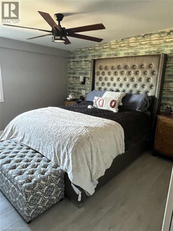 735 Beach Boulevard, Hamilton, ON - Indoor Photo Showing Bedroom